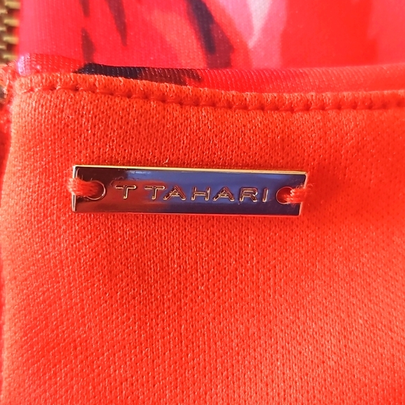 T Tahari Vibrant Red Floral Sheath Dress, Size 10 - Picture 4 of 12